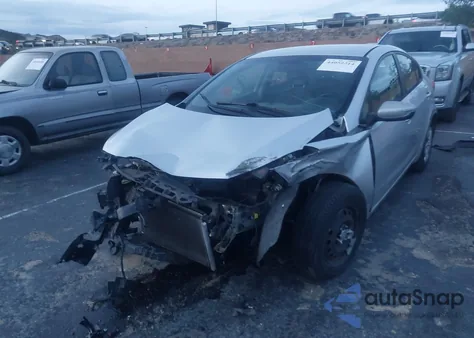 2015 Kia Forte Lx z USA, uszkodzony, nr VIN KNAFK4A60F5302363